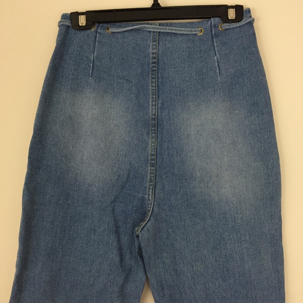 PRETTY LITTLE THING High Waisted Balloon Jeans - Picture 11 of 15
